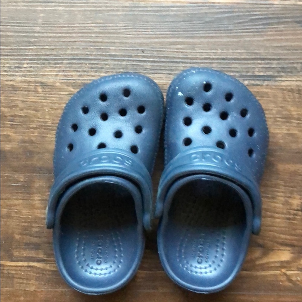 Toddler blue Crocs size 6